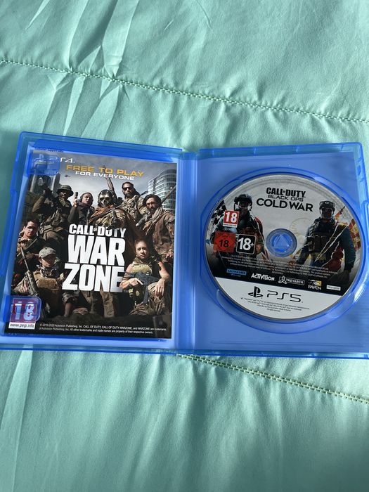 Продавам call of duty black ops cold war