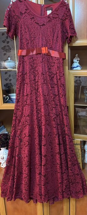 Rochie de seara din dantela