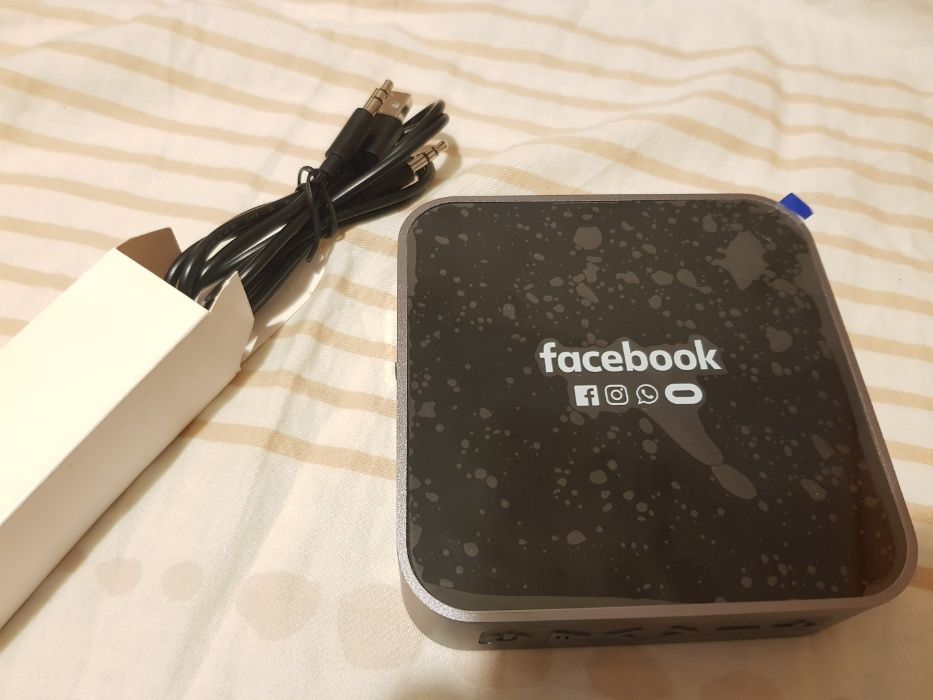 Boxa Bluetooth Metal Box Facebook, 15th anniversary