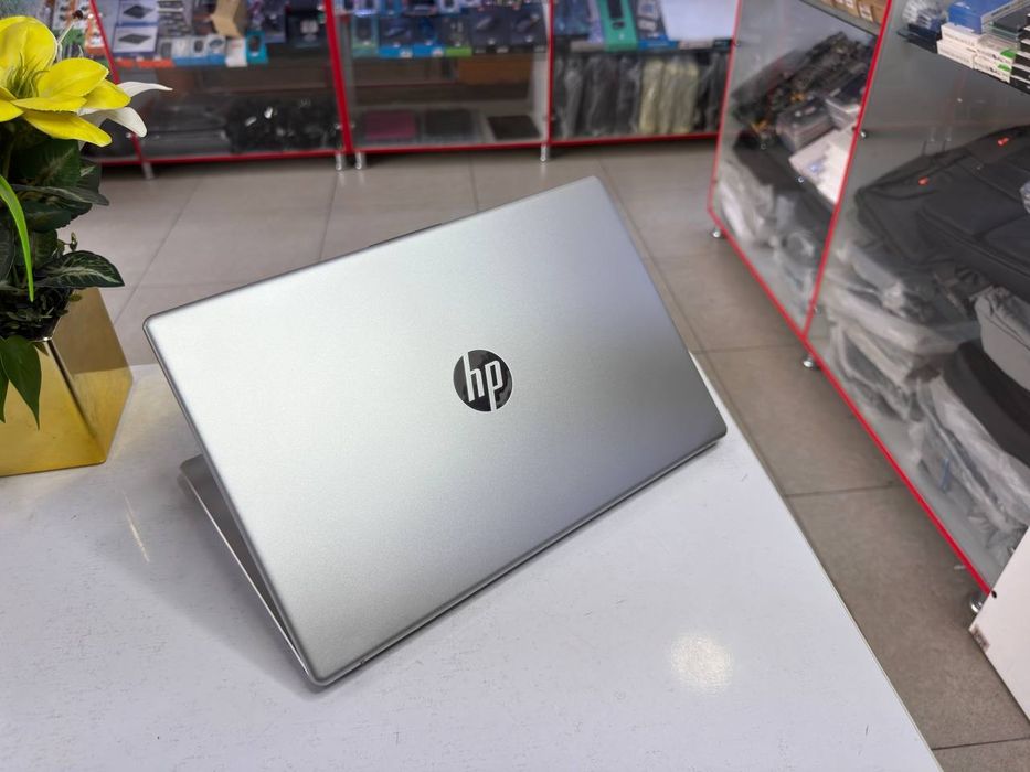 Hp ryzen 5 1 hafta ishlatilgan dasturlash uchun ideall