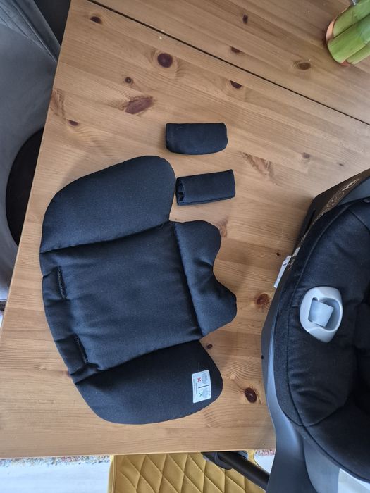 Scoica auto Cybex Cloud T i-size + baza, neagra (cu insert nou-născut)