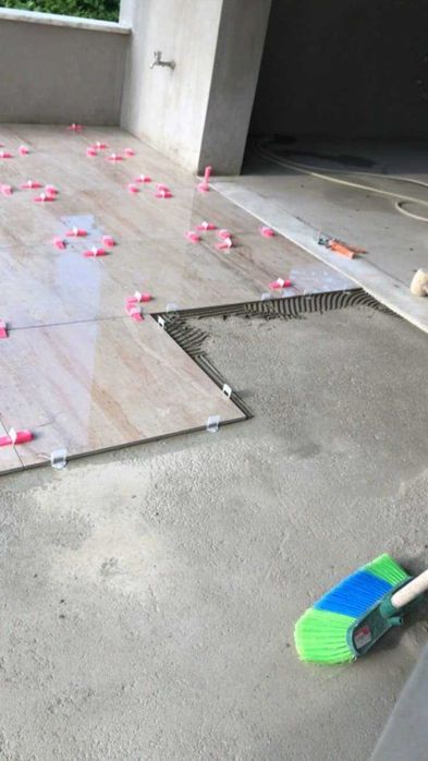 Лепене на плочки