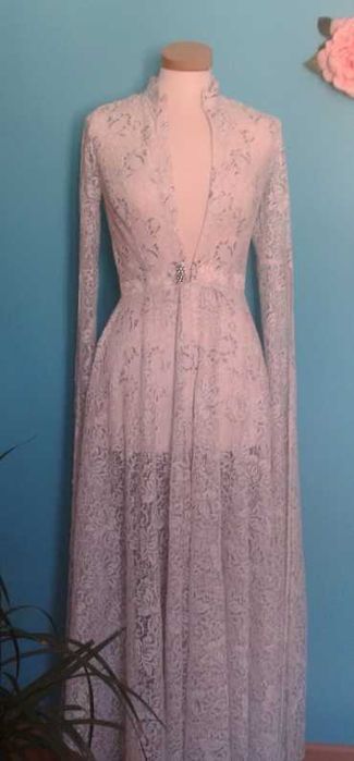 Vand rochia de mireasa