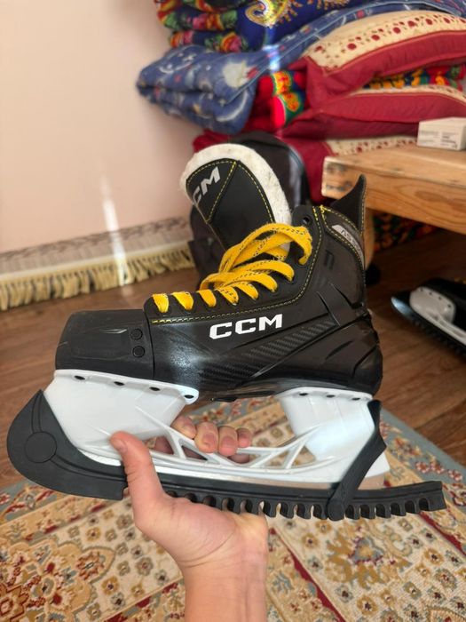 Продам коньки Ccm as550 tacks