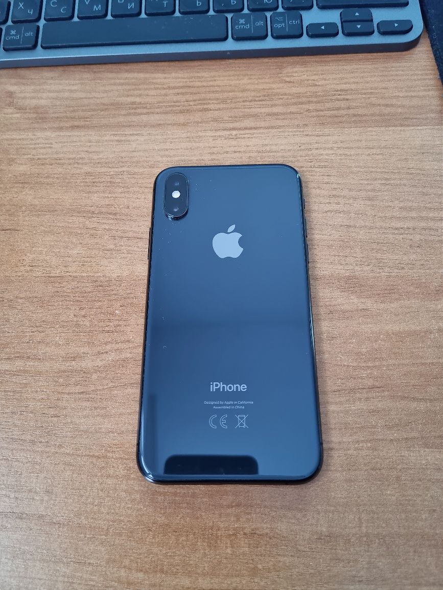 IPhone Xs в идеальном состоянии