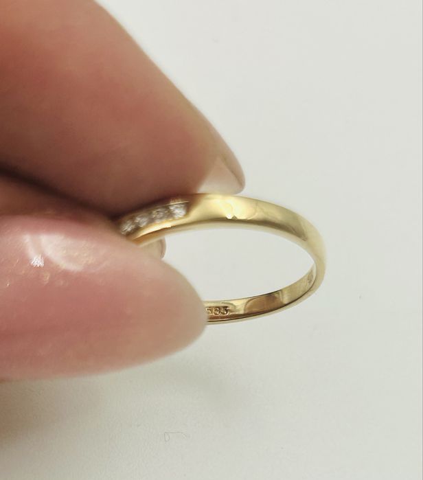 Златен пръстен 14k с диаманти