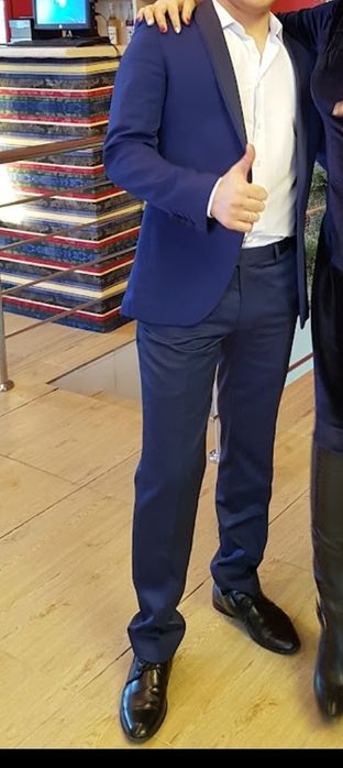 Мужской костюм  сатылады