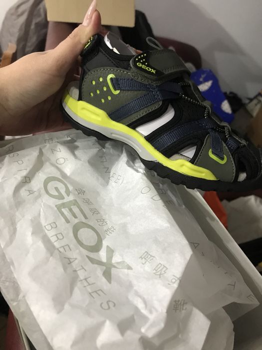 Sandale Geox copii nr 30 si 31 nou