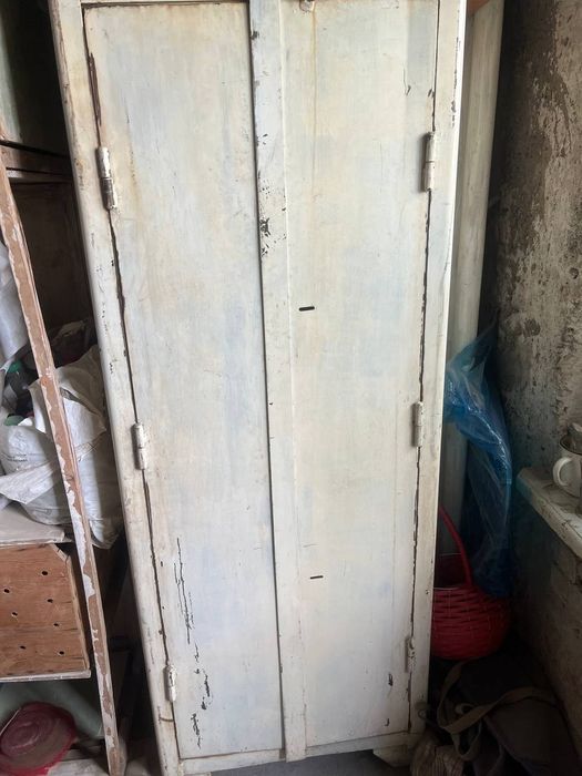 Продам металлический шкаф сейф