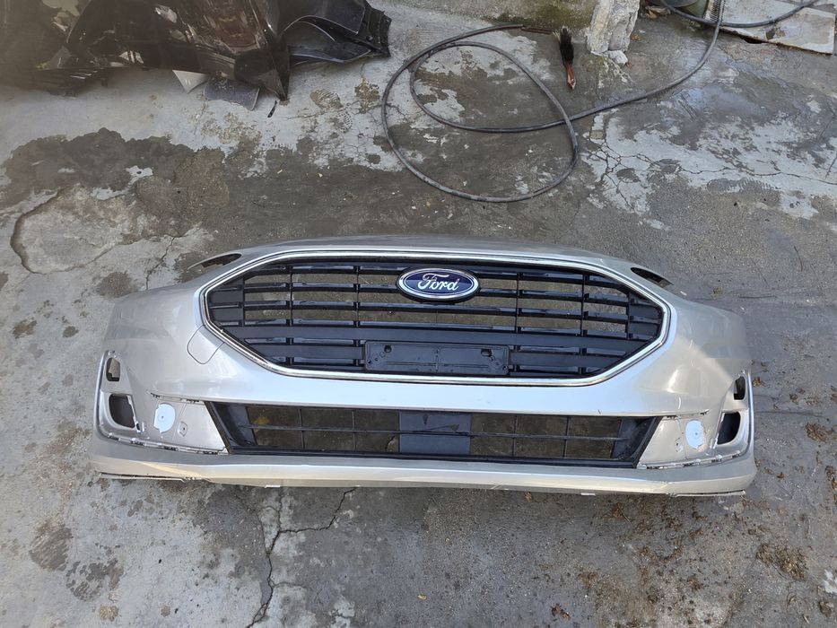 Ford focus facelift 2023 предна броня Titanium 3бр