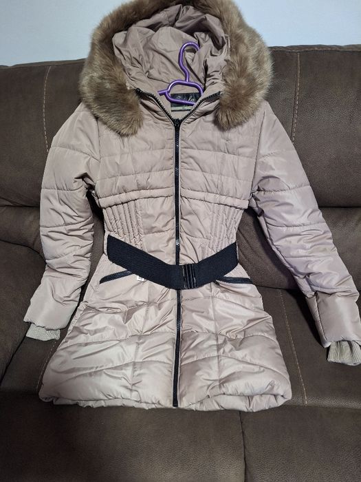 Vand geaca noua marimea xl