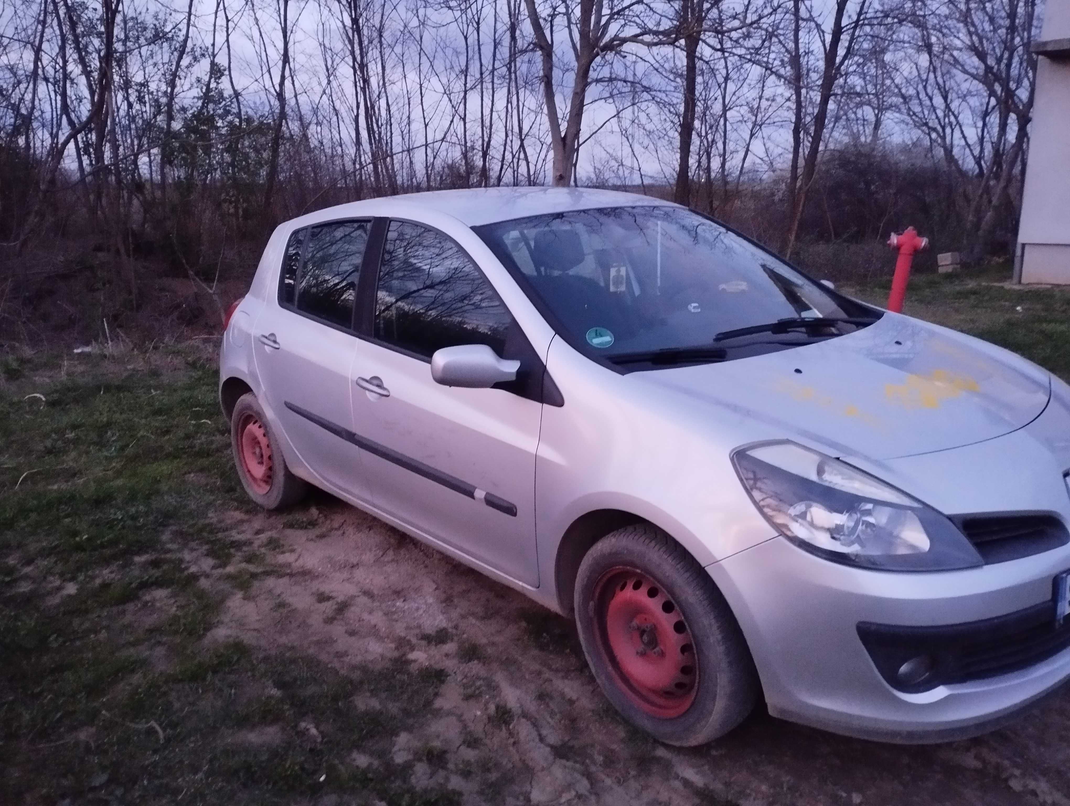 Renault clio 1.2 benzina