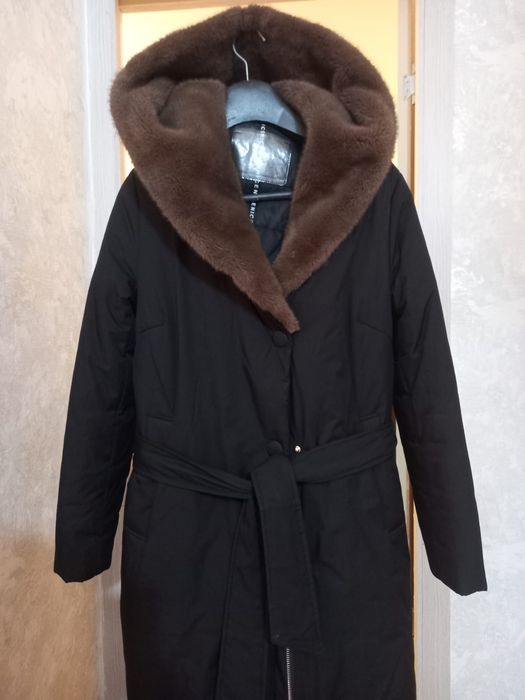 Продам куртка зимняя, пиджак и массажёр!  Всё новое !!!