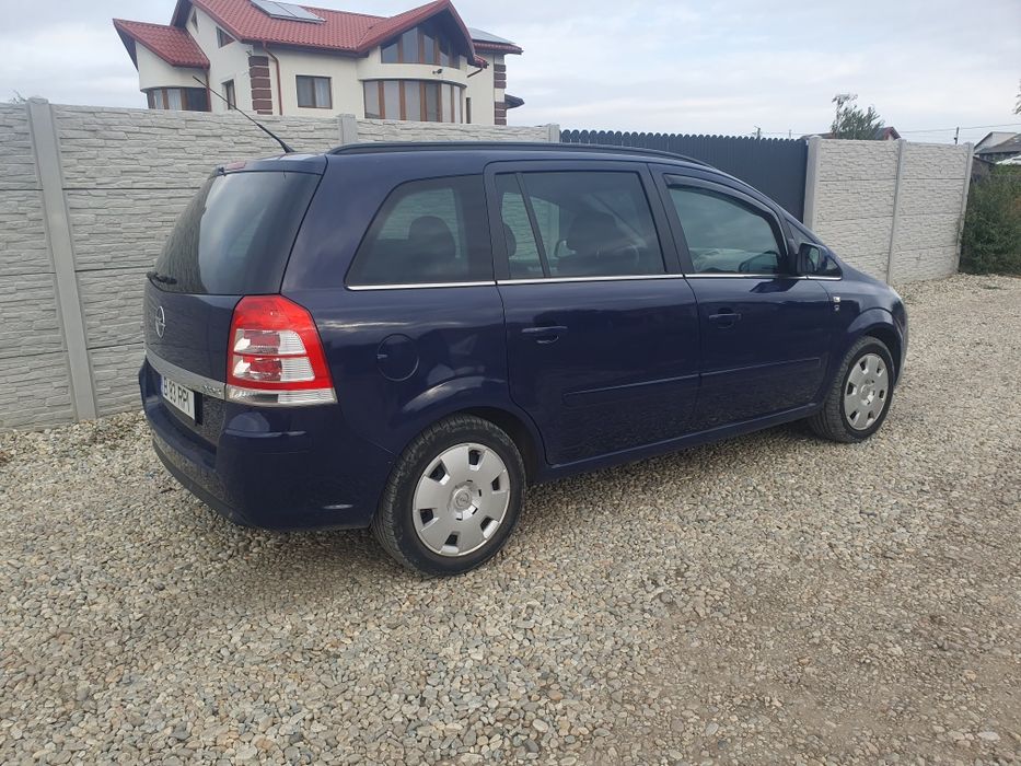Opel zafira 1.7 diesel 2011