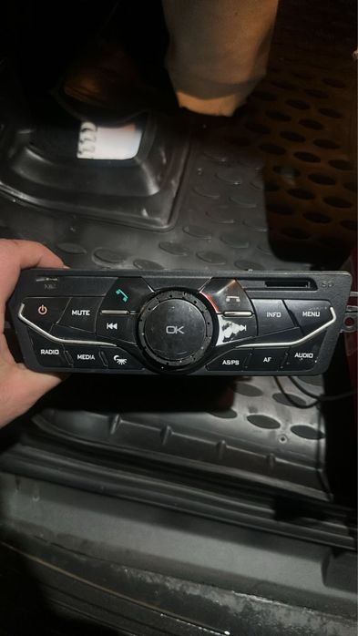 Магнитофон приора 2 MMC мафон