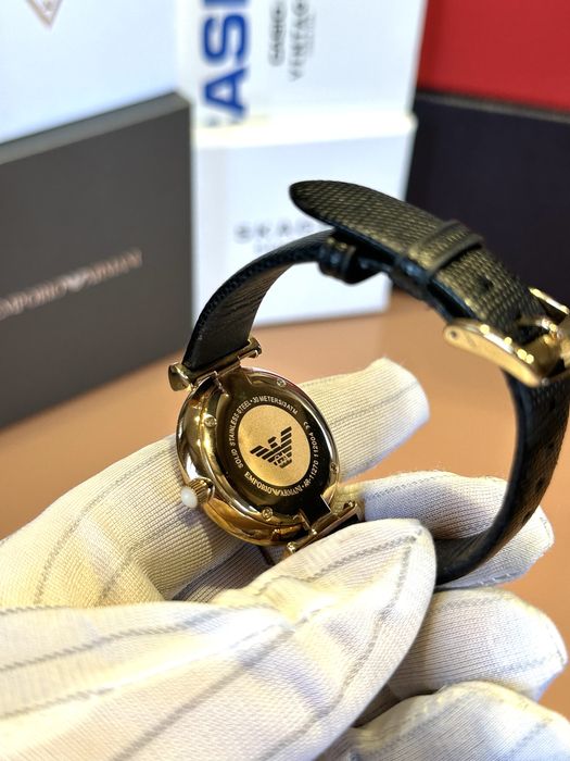 Дамски часовник Emporio Armani AR11270 НАМАЛЕН
