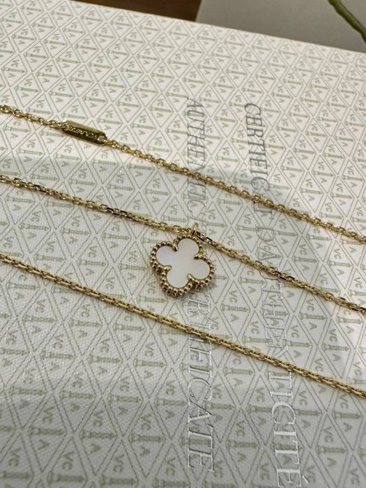 Подвеска Van Cleef & Arpels Sweet Alhambra