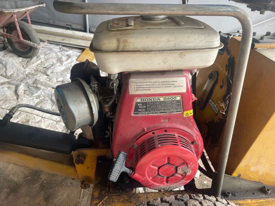 Miniexcavator cățărător planuri înclinate