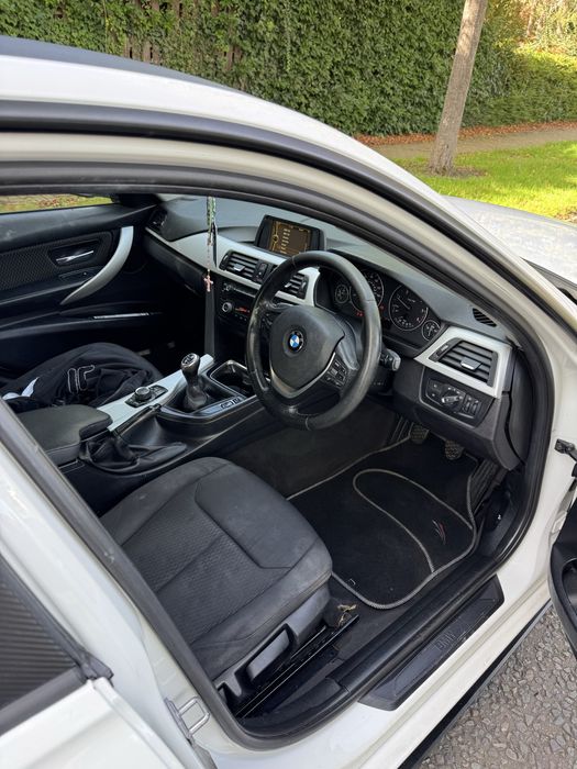 Bmw 320 D volan dreapta