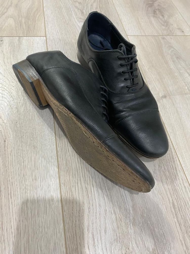 Pantofi barbati Zara