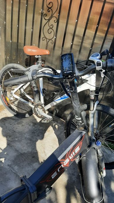 Se vinde ambele dar și separat.GIANT 650.ENGUIE 850