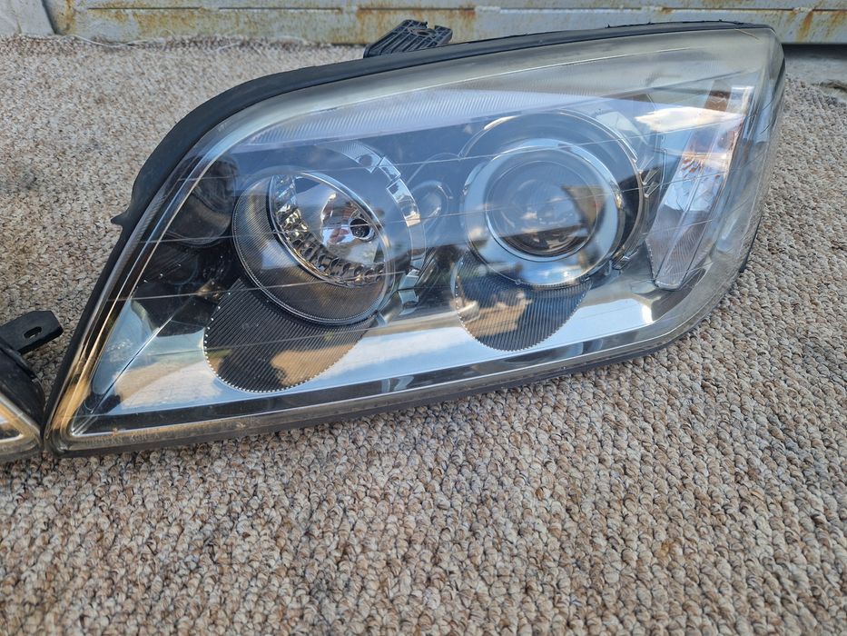 Faruri cu lupa Chevrolet Captiva 2012