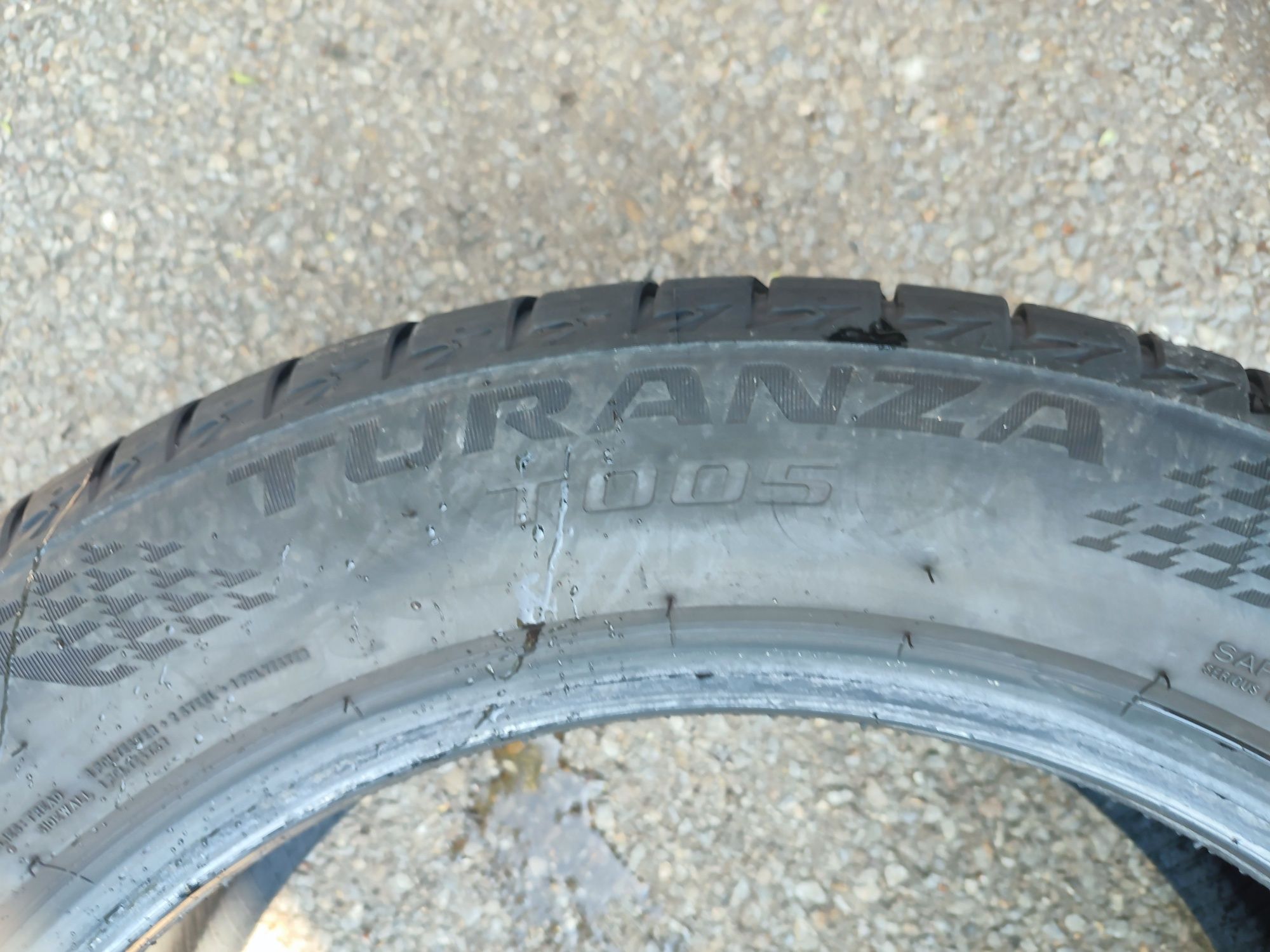 225/55/18" 2броя Bridgestone turanza 005,dot1722,7mm