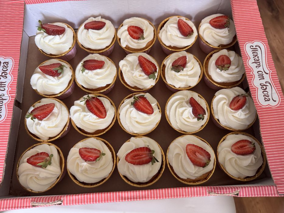 Пироги , капкейки, вафли на заказ