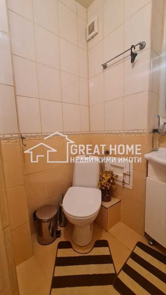 Продава се Тристаен апартамент в Търговище, Запад 2 - 65 кв.м за 1091 €/кв.м - Снимка #12