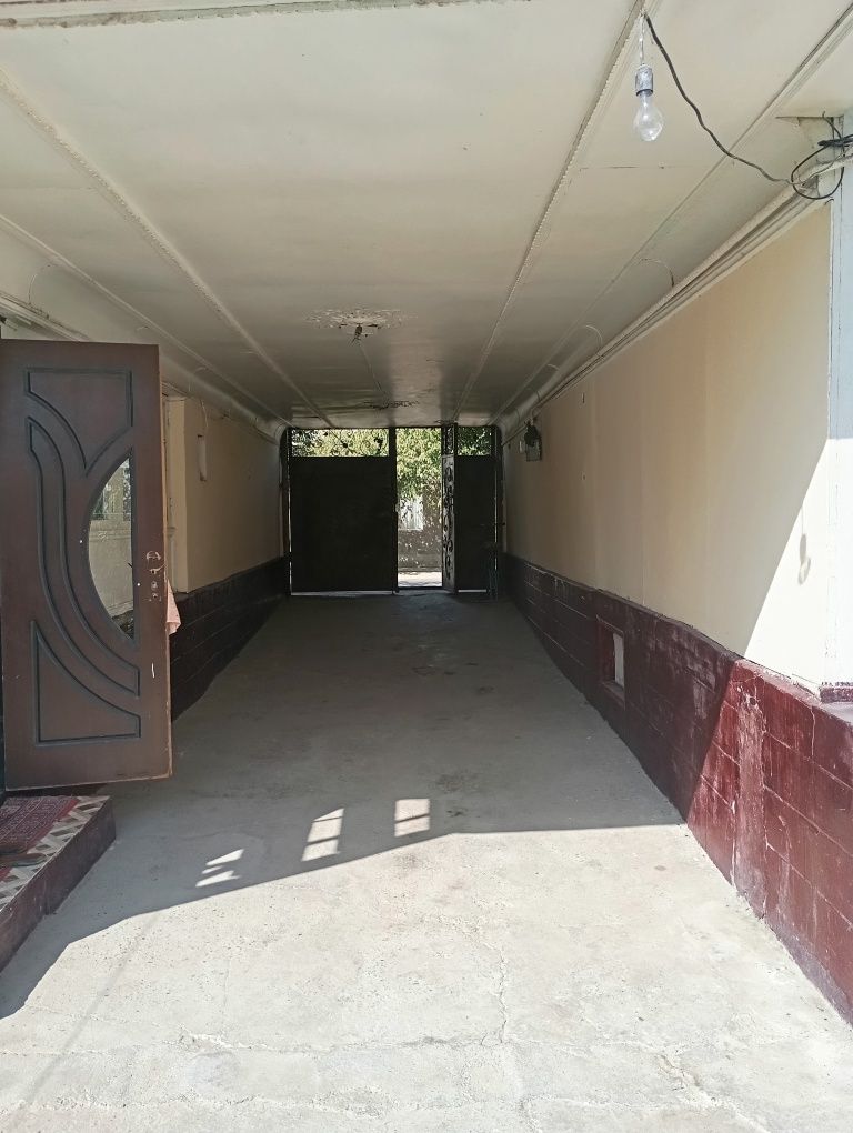 8 сотих ховли сотилади,Сергели,Кушкургон,фасад 17 м,1 сотихи:28 500 уе