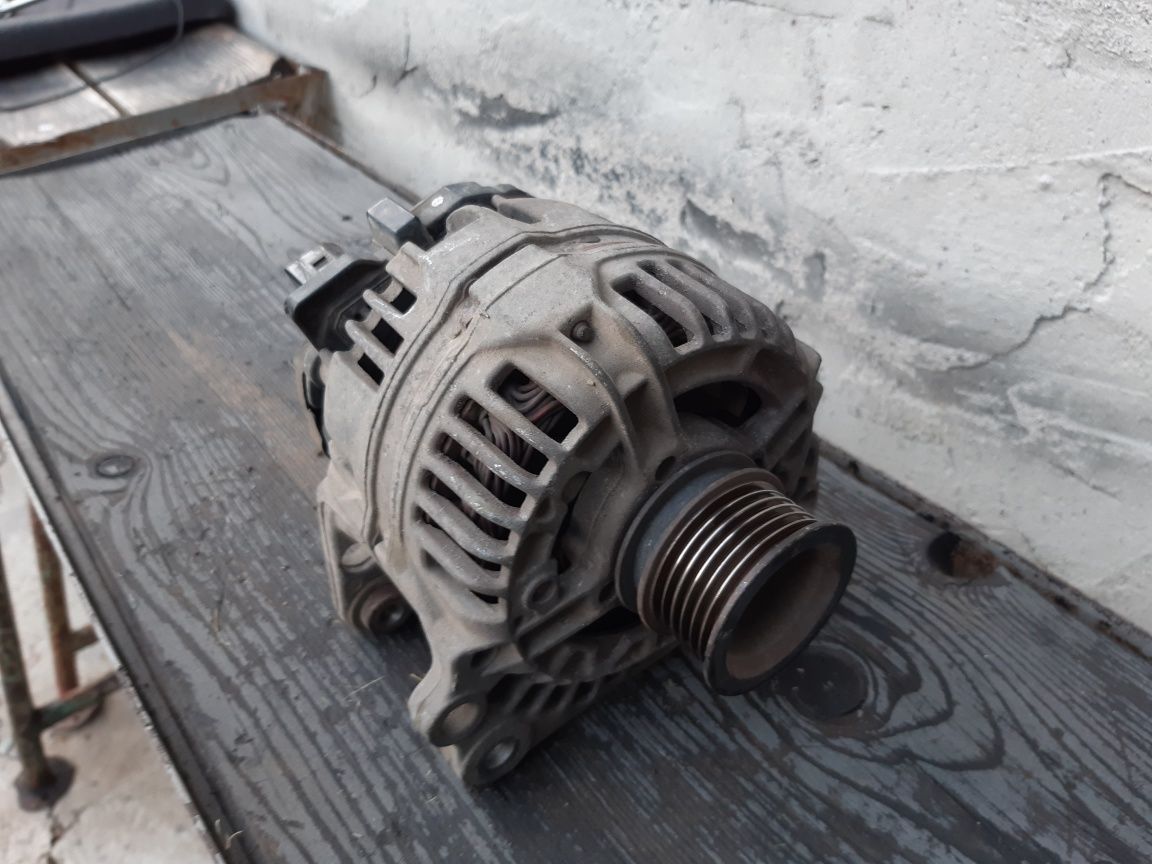 Alternator Skoda Fabia 1 Seat Ibiza 2 1.4 Benzina 90A 037903025M