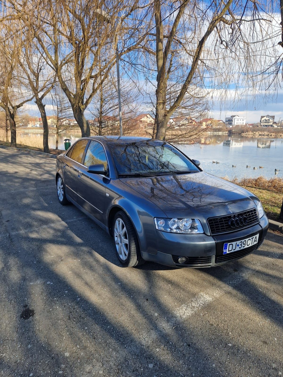 Vând Audi A4 1.9tdi S-Line