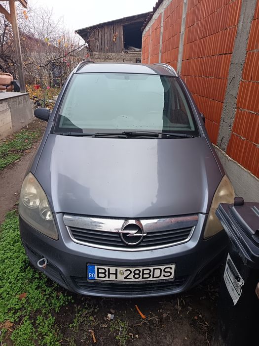 Vand masina opel zanfira 7 locuri