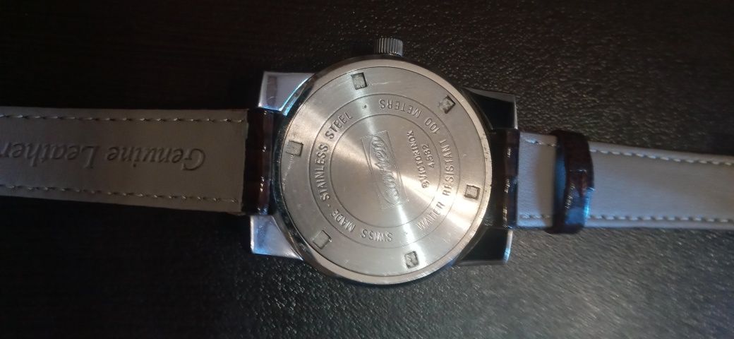Швейцарски часовник Victorinox