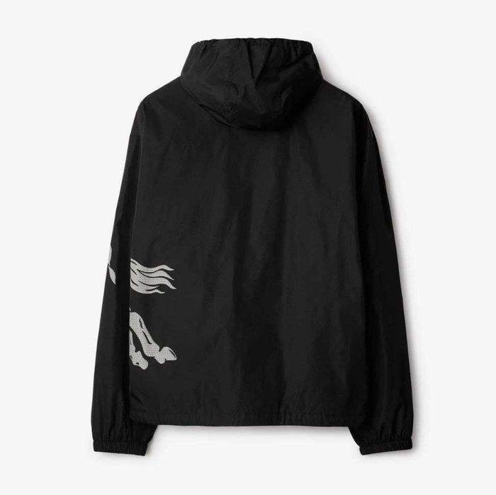 Мъжко Яке BURBERRY нов модел 2026