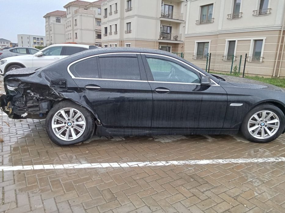 Vând BMW avariat seria 5 model 520d f10