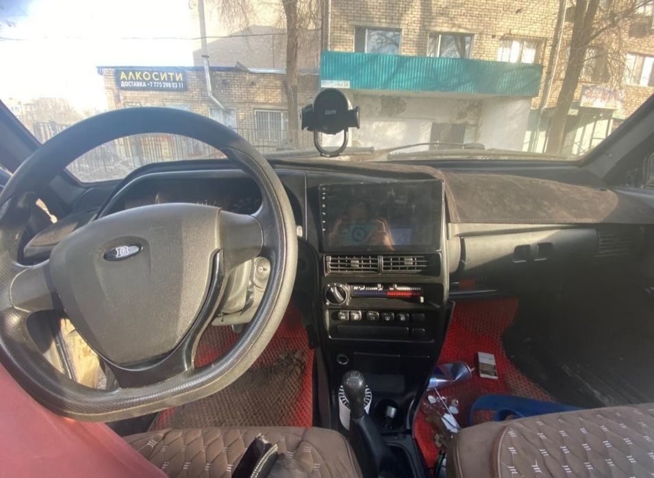 Продам ВАЗ 2113 тринашка