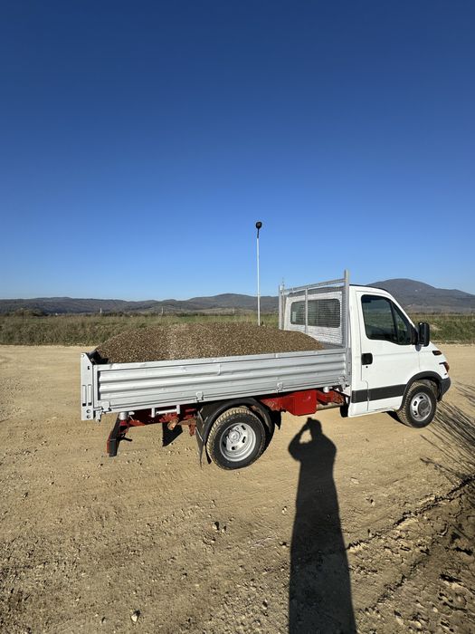 Transport agregate , marfa , moloz etc.