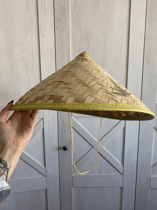 Шляпа сувенир из Китая