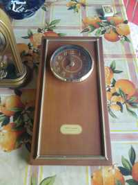Продавам стар Руски часовник Янтар !!!