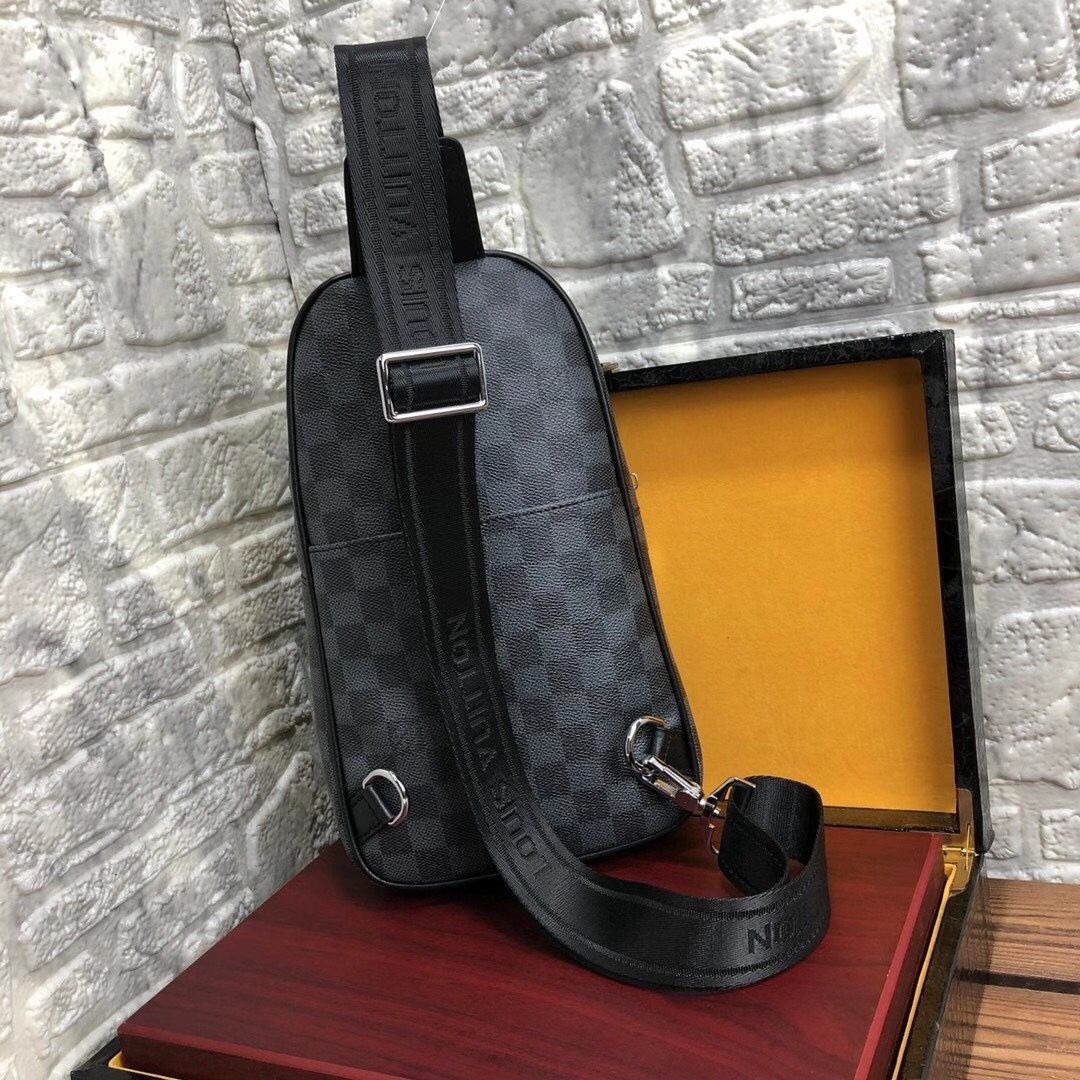 Borseta Louis Vuitton din Piele