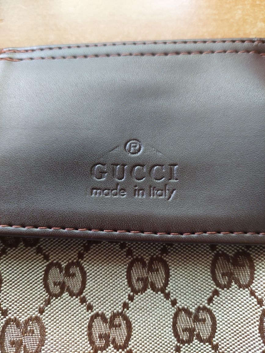 Geantă Gucci made in Italy