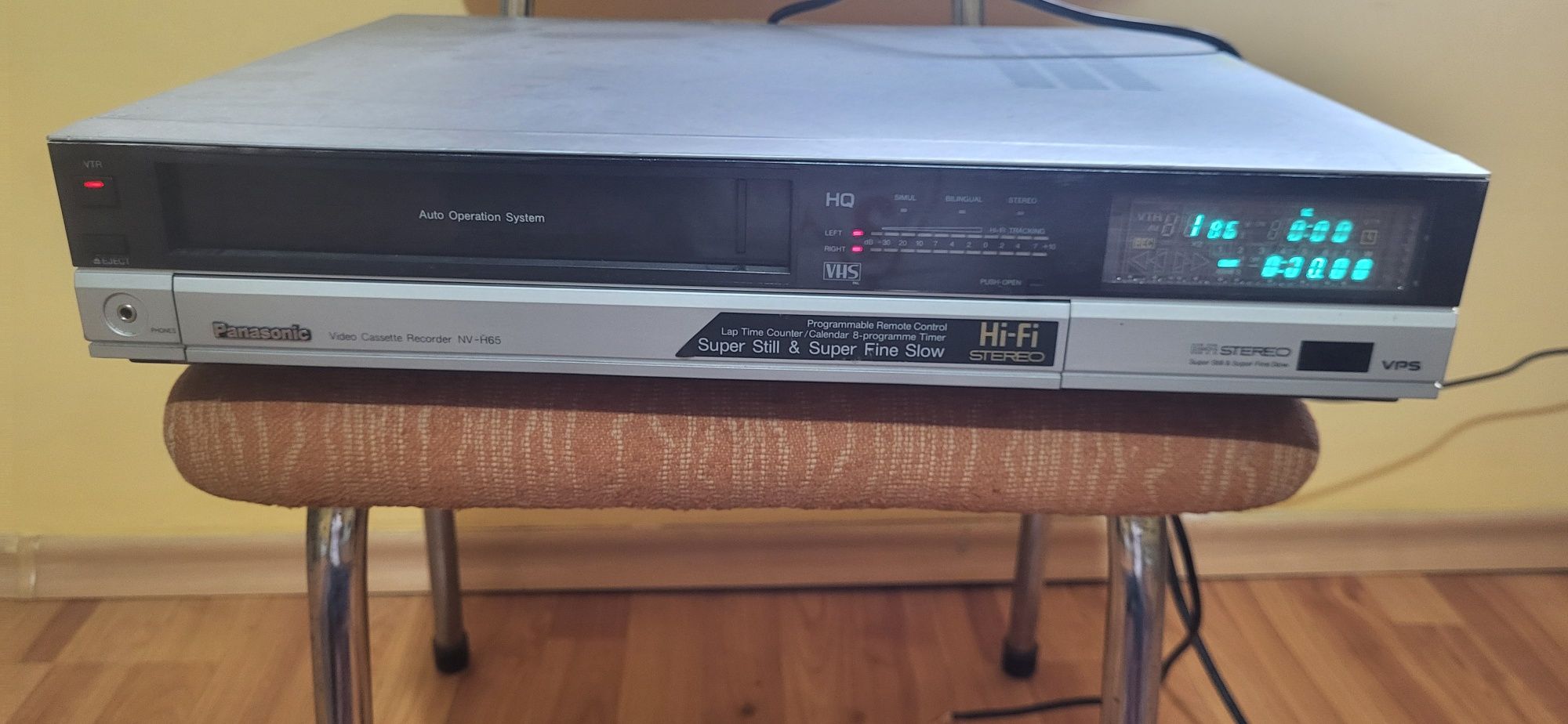 продавам видео Panasonic за 300 лв