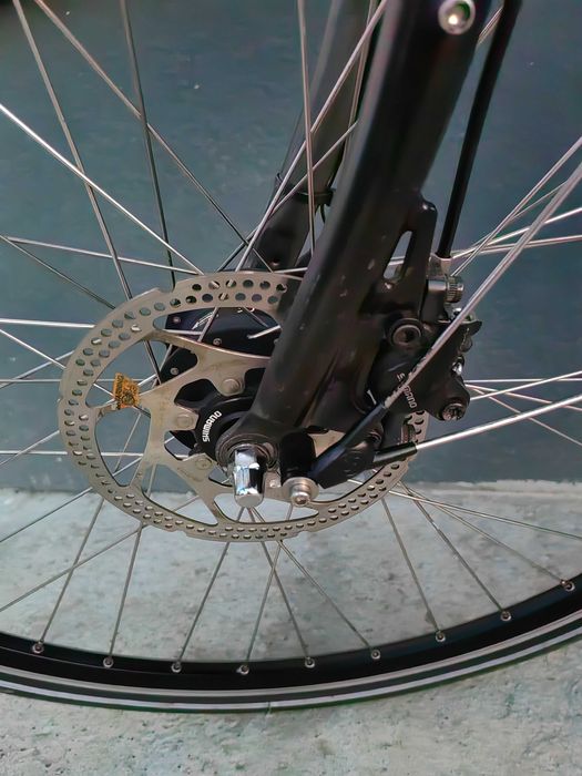 28" алуминиев градски трекинг велосипед L размер хидравлични спирачки