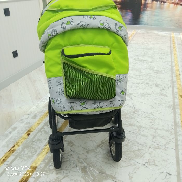 Коляска прогулочная