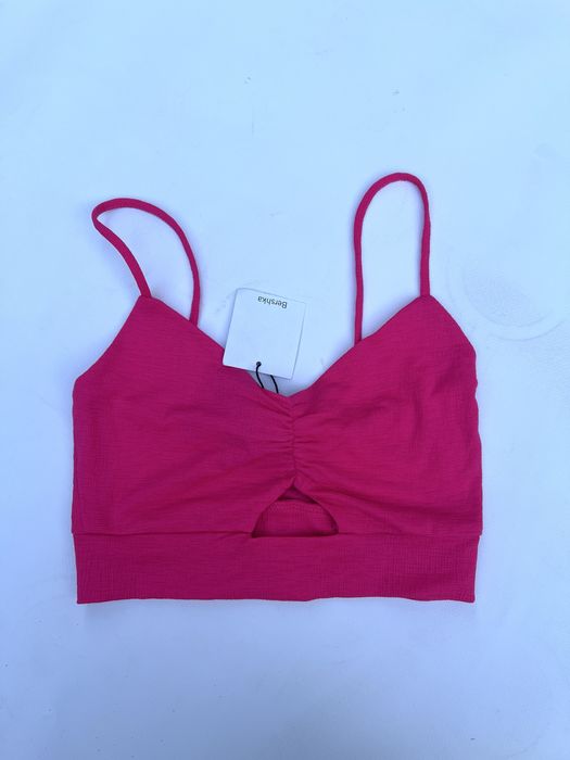 Lot 150 topuri de vara noi cu eticheta
