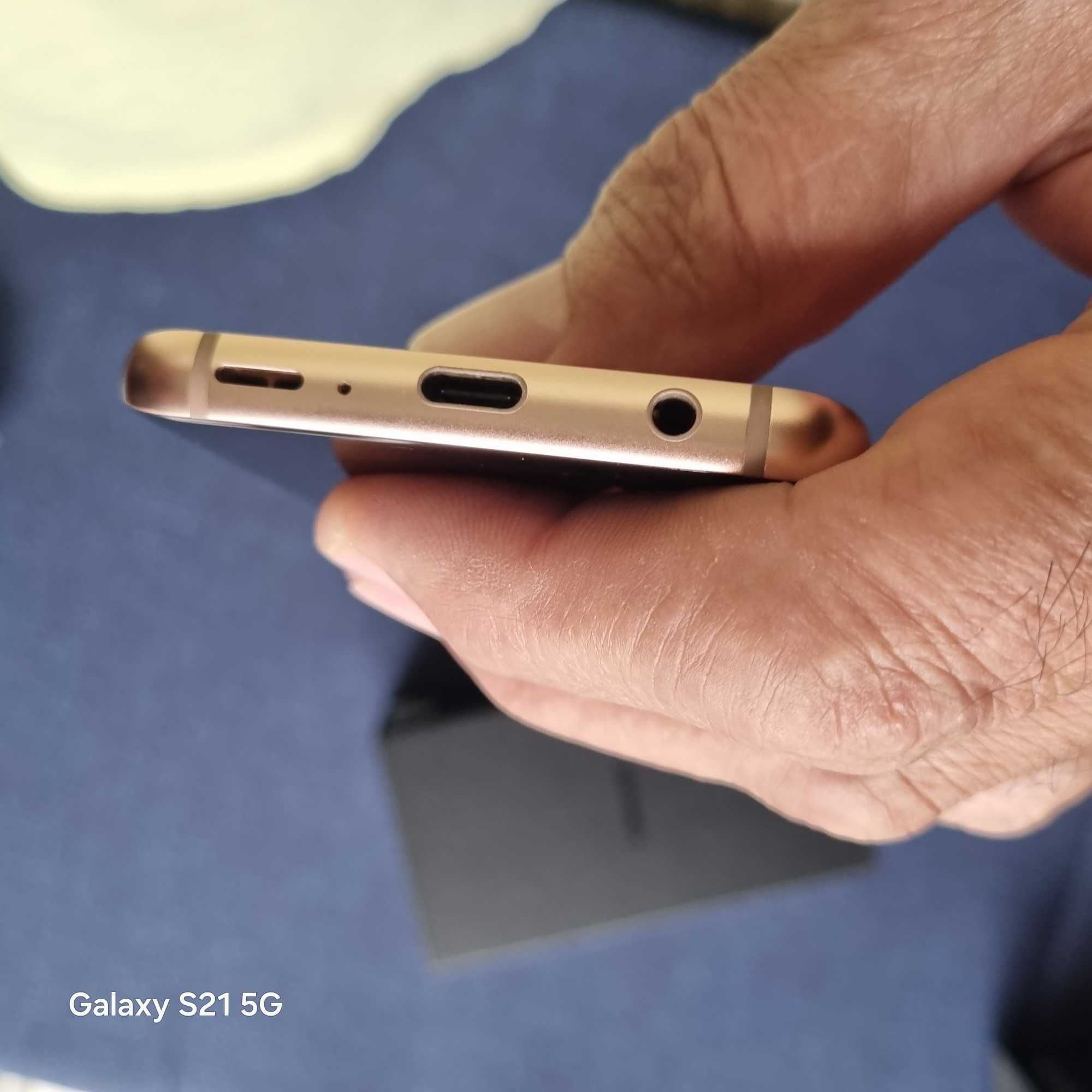 SAMSUNG S9 Неразличим от нов!