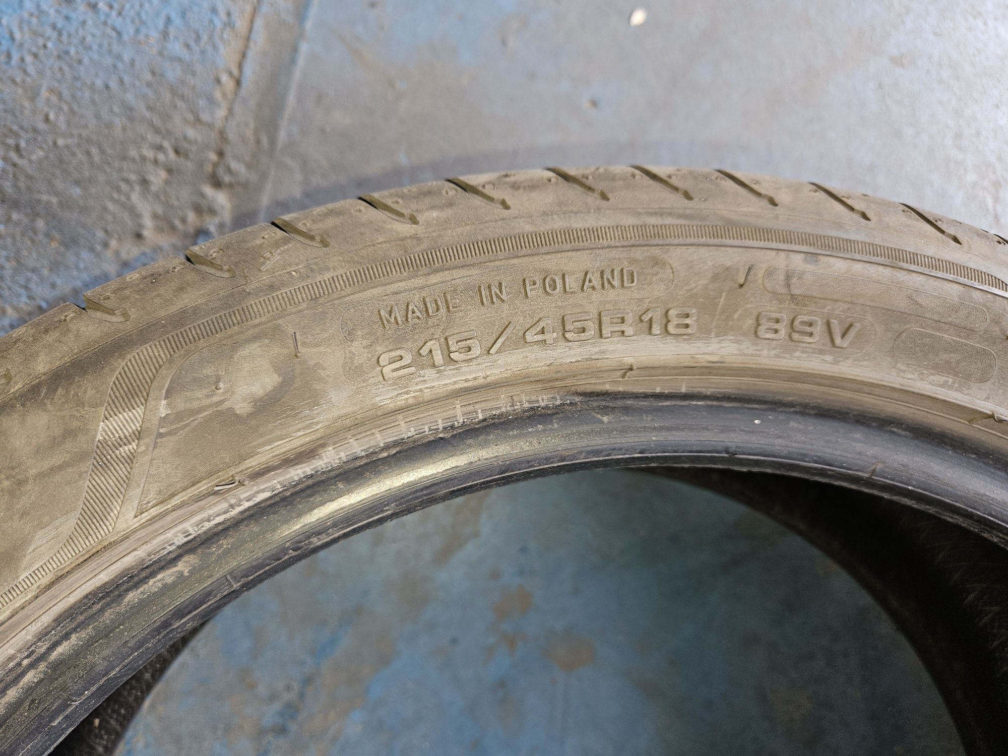 215/45r18 Goodyear