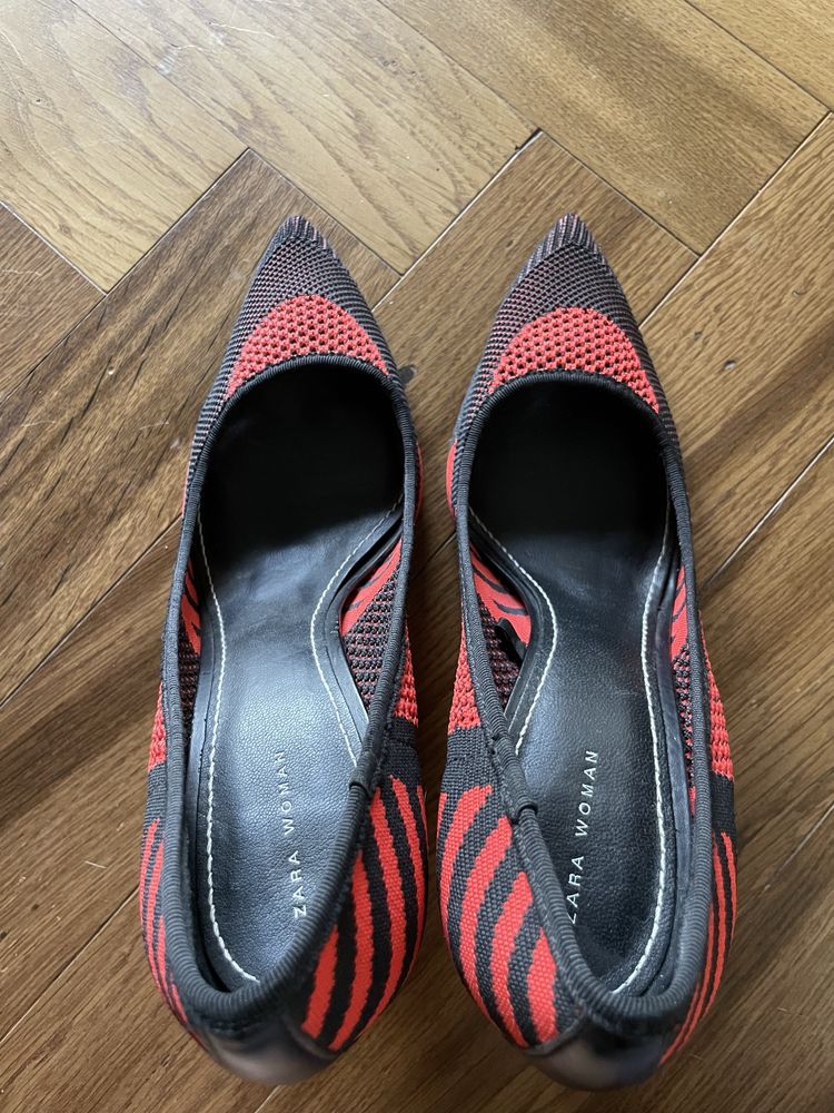 Pantofi stiletto Zara