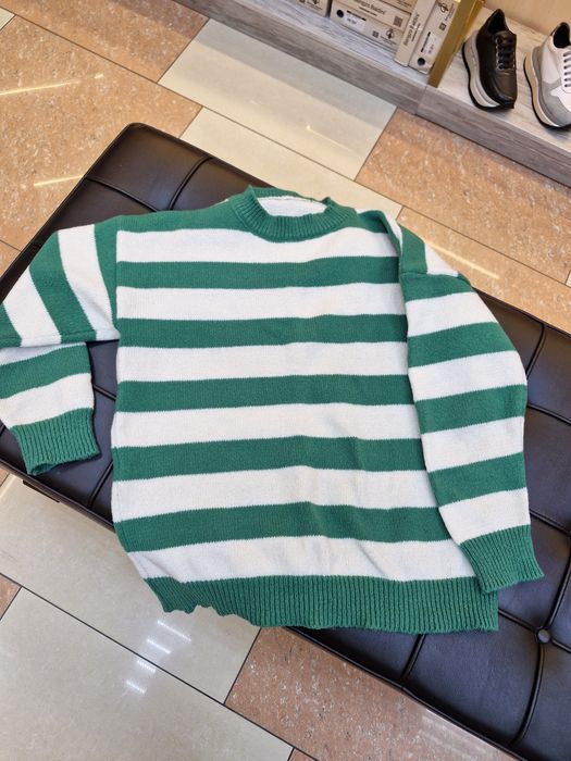 Свитер 48-50 размер идеальное состояние